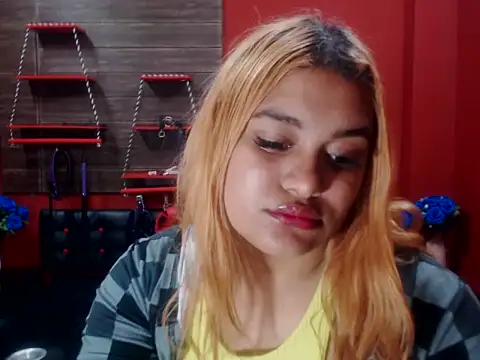 Alicefetishxxx online show from 02/12/26, 05:41