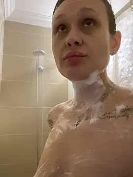 Snapshot of Mel_Lovell_ chatting on 03/28/26, 05:56 Mel Lovell online show from 03/28/26, 05:56