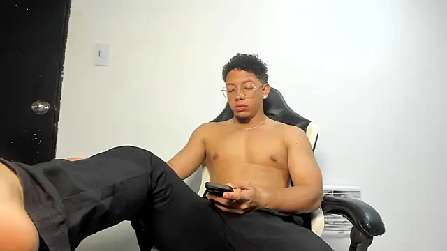 MaxSeduce23 online show from 02/22/26, 01:09