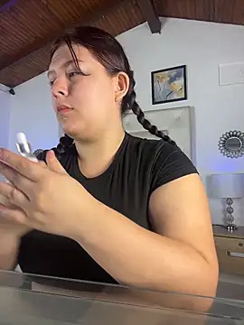 Snapshot of cotton_07 chatting on 02/25/26, 11:20 cotton 07 online show from 02/25/26, 11:20