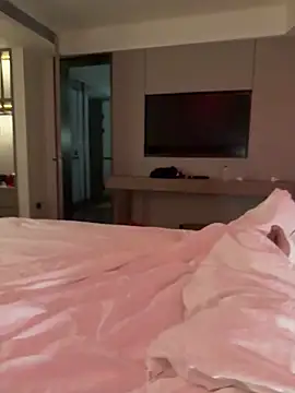 Snapshot of ainiyiwannianlidong chatting on 04/25/26, 05:21 ainiyiwannianlidong online show from 04/25/26, 05:21