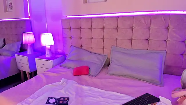 Snapshot of Megan_Morphy chatting on 02/19/26, 01:29 Megan Morphy online show from 02/19/26, 01:29