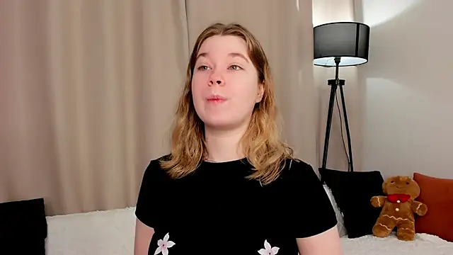 MaraaSwan online show from 04/13/26, 04:29