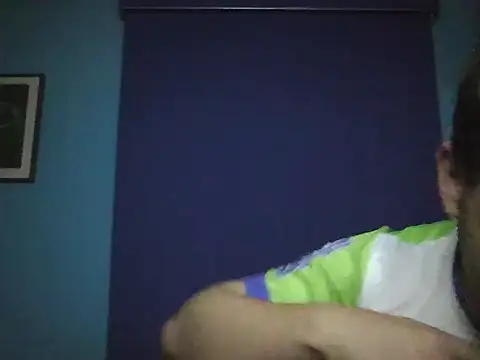 Snapshot of vinicius_ribas chatting on 04/09/26, 03:50 vinicius ribas online show from 04/09/26, 03:50