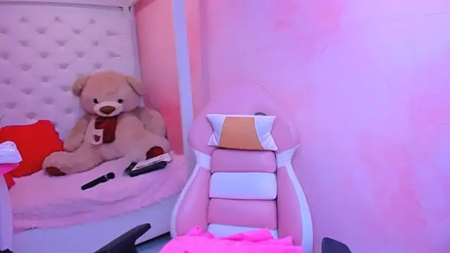 eimmy  skinny online show from 04/05/26, 03:26