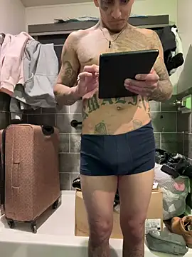 Snapshot of freaknine69 chatting on 02/24/26, 02:09 freaknine69 online show from 02/24/26, 02:09