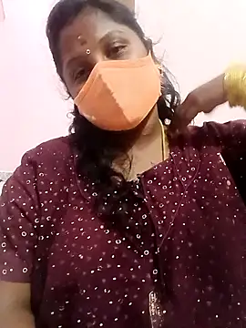 tamilkaviya431 online show from 02/13/26, 05:42