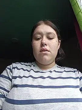 Snapshot of Freckless_ chatting on 08/07/26, 05:15 Freckless online show from 08/07/26, 05:15