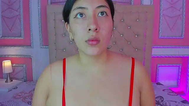 Snapshot of sluttybby_ chatting on 05/06/26, 01:03 sluttybby online show from 05/06/26, 01:03