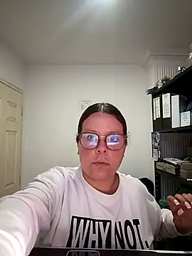 Snapshot of Blanquita_vip chatting on 03/18/26, 01:03 Blanquita vip online show from 03/18/26, 01:03