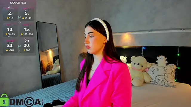 Emily Lews online show from 03/17/26, 01:10