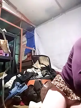 LACALIENTEDECHALCO online show from 02/25/26, 10:47