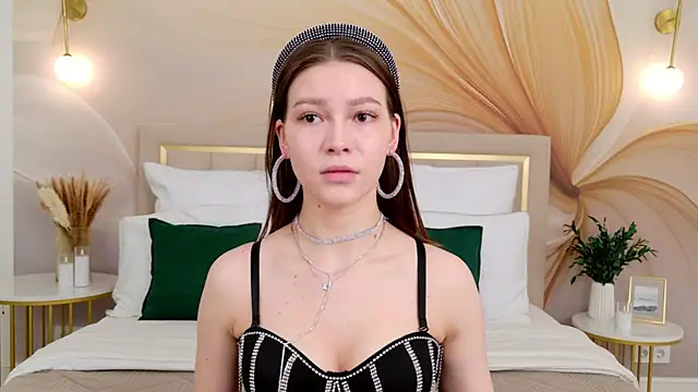 Snapshot of RebecaFields chatting on 04/05/26, 03:31 RebecaFields online show from 04/05/26, 03:31