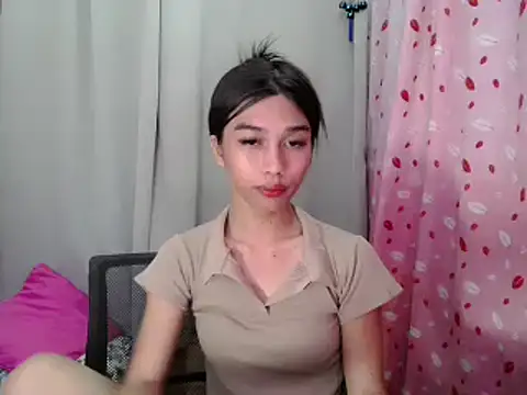 Snapshot of katrina_bigcock69 chatting on 04/08/26, 02:11 katrina bigcock69 online show from 04/08/26, 02:11