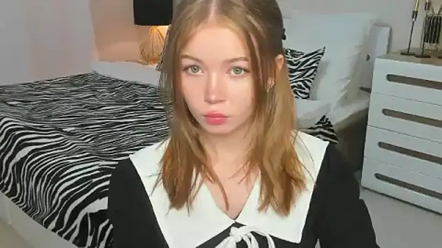 Snapshot of Violetta__Dreams chatting on 05/09/26, 06:13 Violetta Dreams online show from 05/09/26, 06:13