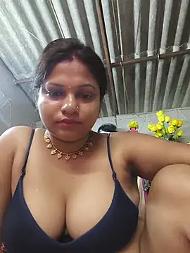 Snapshot of Kiya_6543 chatting on 06/11/26, 02:33 Kiya 6543 online show from 06/11/26, 02:33