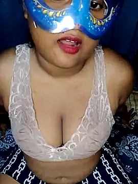 Snapshot of shanaya-baby77 chatting on 02/23/26, 02:47 shanaya-baby77 online show from 02/23/26, 02:47