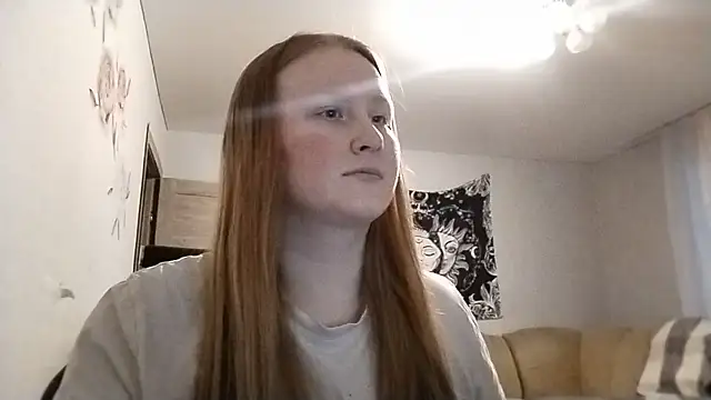 AnikaLipps online show from 05/26/26, 06:59