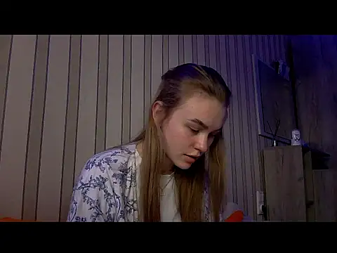 melissashineee online show from 02/17/26, 10:45