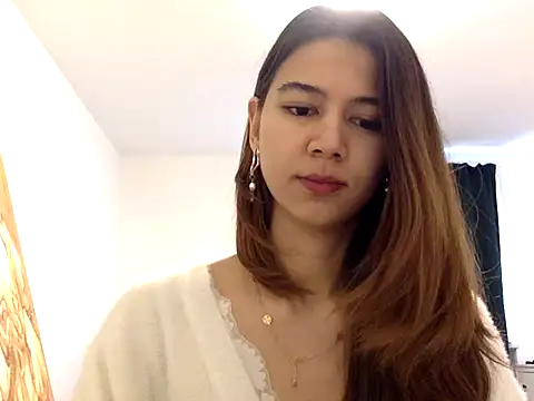 KiraVixenSweet online show from 02/16/26, 11:06