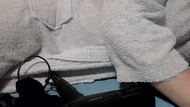 luanahot1 online show from 04/13/26, 07:19