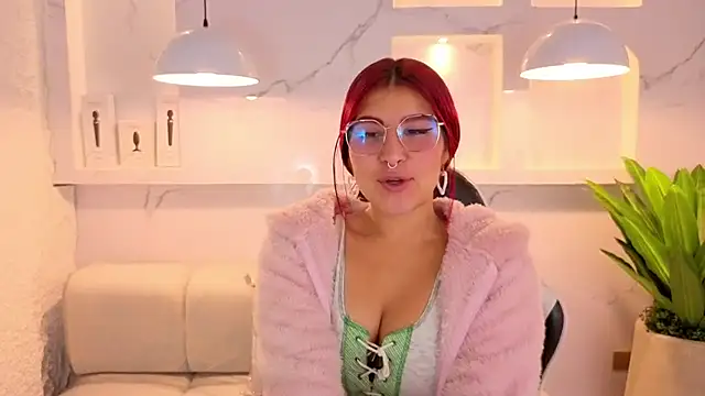 emily  tp online show from 02/25/26, 12:37