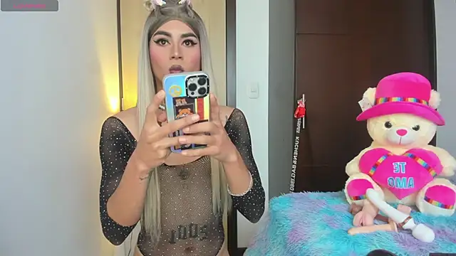 Snapshot of alisoondrean_ chatting on 02/20/26, 12:38 alisoondrean online show from 02/20/26, 12:38