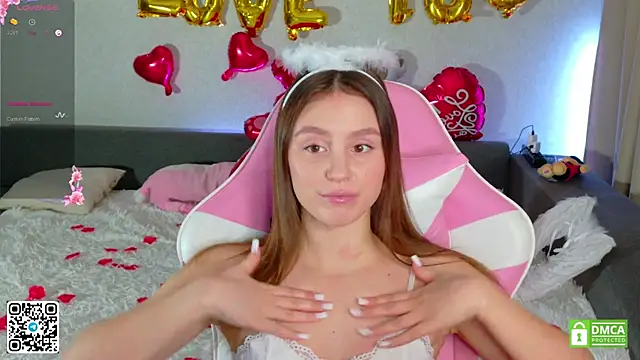 KateNickson online show from 02/15/26, 05:15