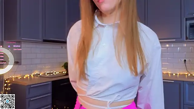 Snapshot of Crystal_Diva chatting on 03/09/26, 06:50 Crystal Diva online show from 03/09/26, 06:50