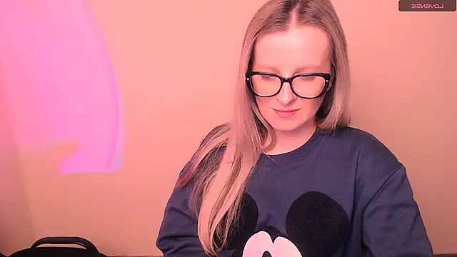 AnnePeach online show from 02/16/26, 05:25