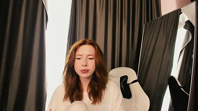 Snapshot of StellaBev chatting on 04/15/26, 08:20 StellaBev online show from 04/15/26, 08:20