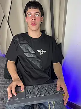 Lucian-greyy online show from 03/02/26, 01:29