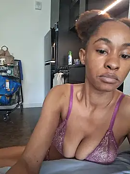 Cinnamonbunn online show from 05/01/26, 04:55