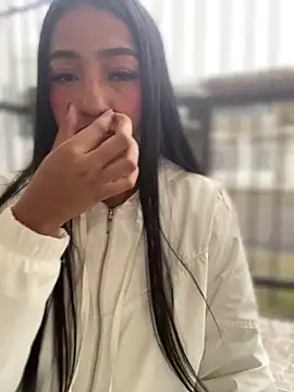 Daniela Pink online show from 04/15/26, 11:17