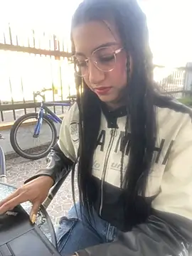 Daniela Pink online show from 05/15/26, 11:50