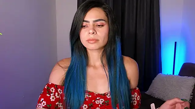 Snapshot of sexxylady11_ chatting on 04/06/26, 11:49 sexxylady11 online show from 04/06/26, 11:49