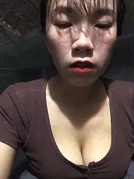 Snapshot of Sukem-mut chatting on 03/08/26, 01:47 Sukem-mut online show from 03/08/26, 01:47