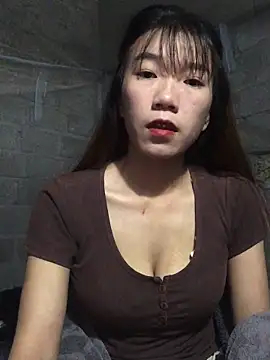 Snapshot of Sukem-mut chatting on 03/11/26, 01:33 Sukem-mut online show from 03/11/26, 01:33