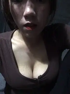 Snapshot of Sukem-mut chatting on 03/18/26, 02:42 Sukem-mut online show from 03/18/26, 02:42