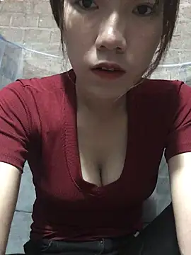 Snapshot of Sukem-mut chatting on 04/12/26, 01:10 Sukem-mut online show from 04/12/26, 01:10