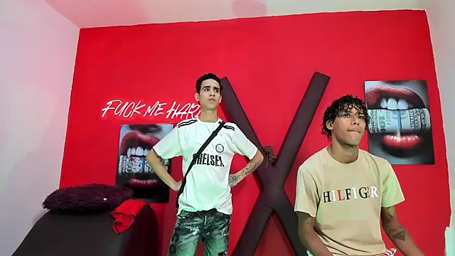 Snapshot of GREEN_BOYS chatting on 02/22/26, 07:29 GREEN BOYS online show from 02/22/26, 07:29