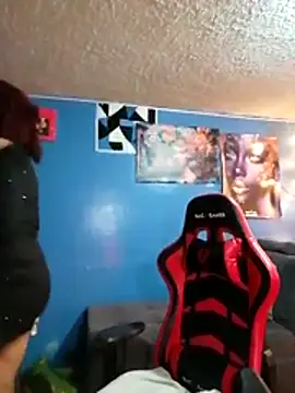 Snapshot of Helensex1 chatting on 04/12/26, 02:05 Helensex1 online show from 04/12/26, 02:05