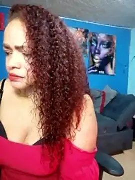 Snapshot of Helensex1 chatting on 04/18/26, 01:42 Helensex1 online show from 04/18/26, 01:42