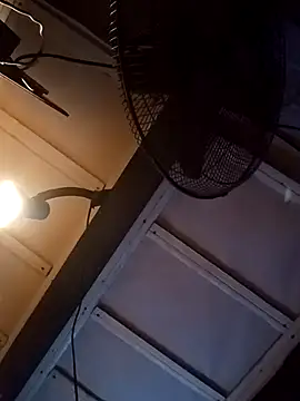 Snapshot of headfats369 chatting on 03/06/26, 09:06 headfats369 online show from 03/06/26, 09:06