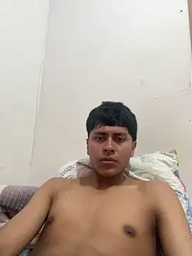 Snapshot of Miguel_960 chatting on 03/07/26, 09:01 Miguel 960 online show from 03/07/26, 09:01