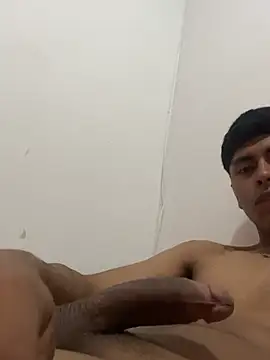 Snapshot of Miguel_960 chatting on 03/10/26, 09:53 Miguel 960 online show from 03/10/26, 09:53