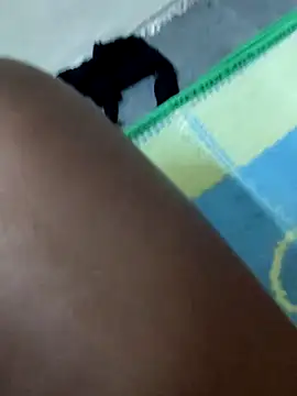 Snapshot of Your_couple_01 chatting on 04/09/26, 06:13 Your couple 01 online show from 04/09/26, 06:13