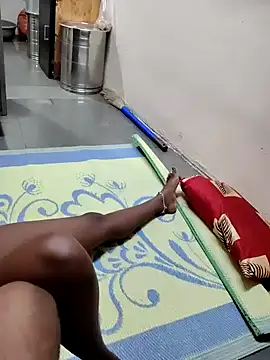 Snapshot of Your_couple_01 chatting on 04/19/26, 07:38 Your couple 01 online show from 04/19/26, 07:38