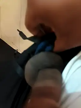 Snapshot of in_your_dreamslove_ chatting on 02/14/26, 09:28 in your dreamslove online show from 02/14/26, 09:28