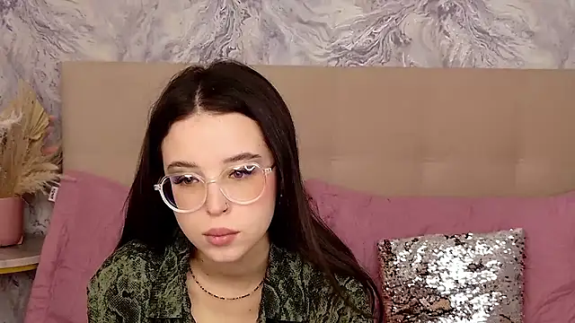 Snapshot of LanaLedger chatting on 03/13/26, 10:55 LanaLedger online show from 03/13/26, 10:55